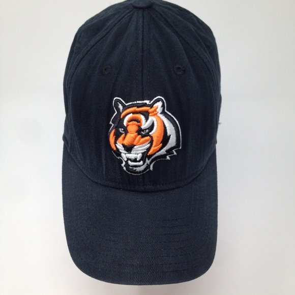 Reebok Other - Reebok NFL Cincinnati Bengals Football S/M Cap